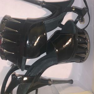Exotic dancer heels
